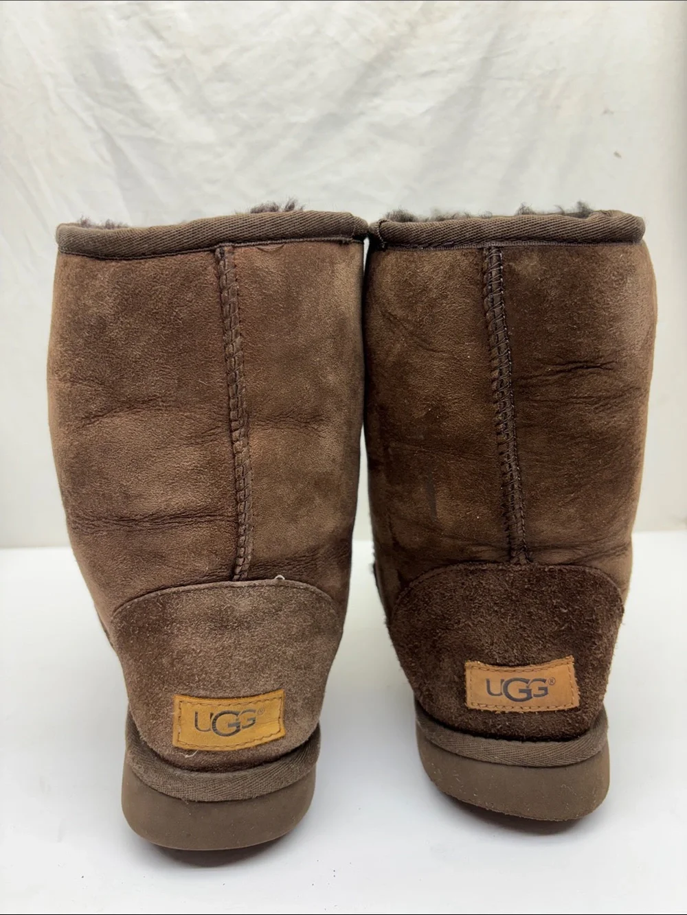 UGG Classic Short Shearling Boots in Brown - Women, SZ 9, box 1 G